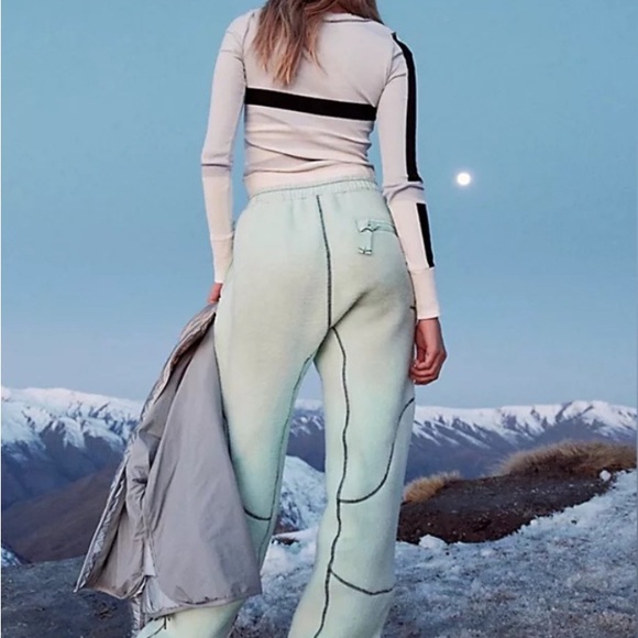 Free People hit the slopes womens glacial mist fleece pants - Picture 3 of 3
